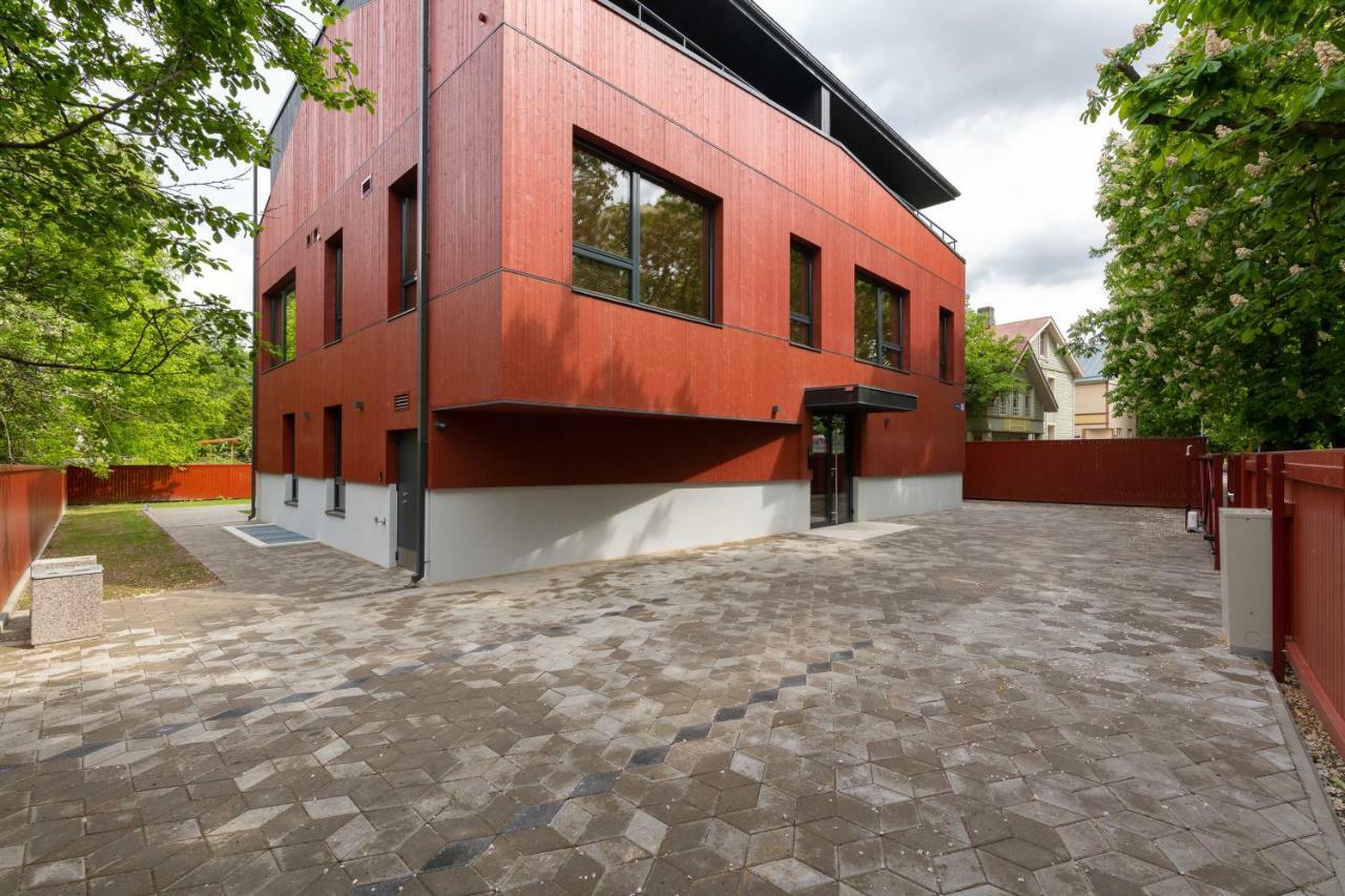 Self-Check-In 2 Bedroom Apartment With A Terrace And Free Parking Tallinn Exterior photo